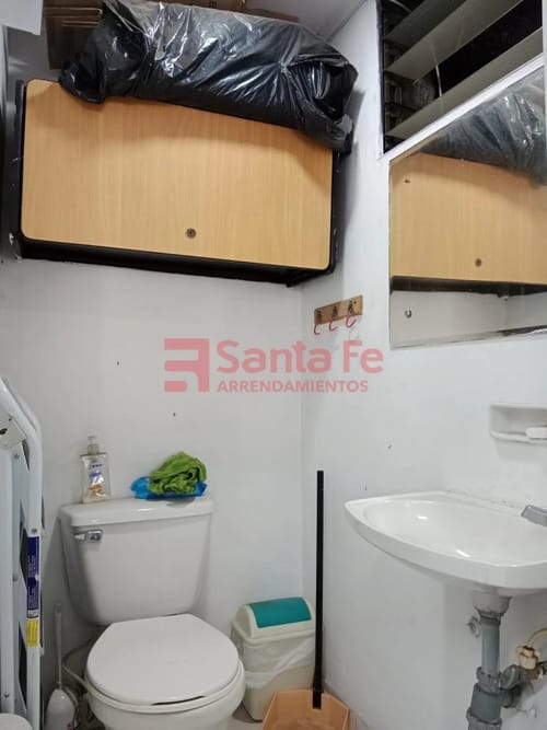 Oficina en arriendo en Boston, Medellín, 32 m² · foto 6 de 6