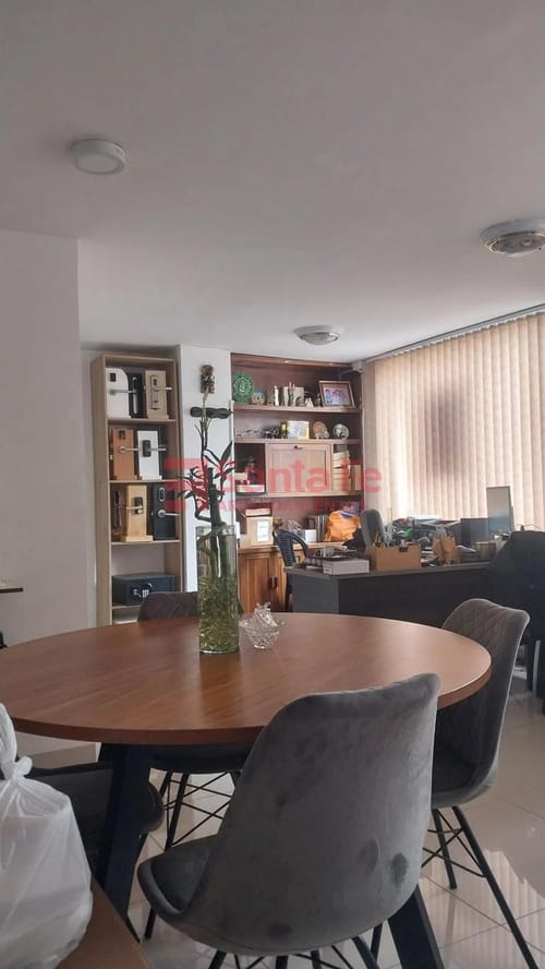 Oficina en arriendo en La Candelaria, Medellín, 35 m² · foto 2 de 7