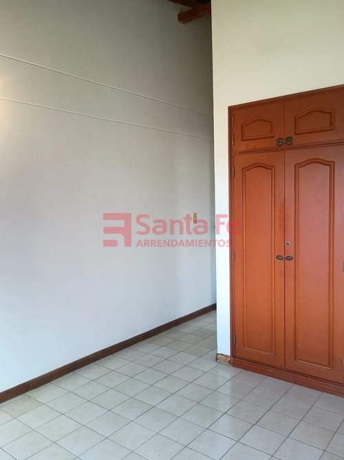 Apartamento de 2 alcobas en arriendo en Urbanizacion Villa Del Escorial, Medellín, 80 m² · foto 7 de 10