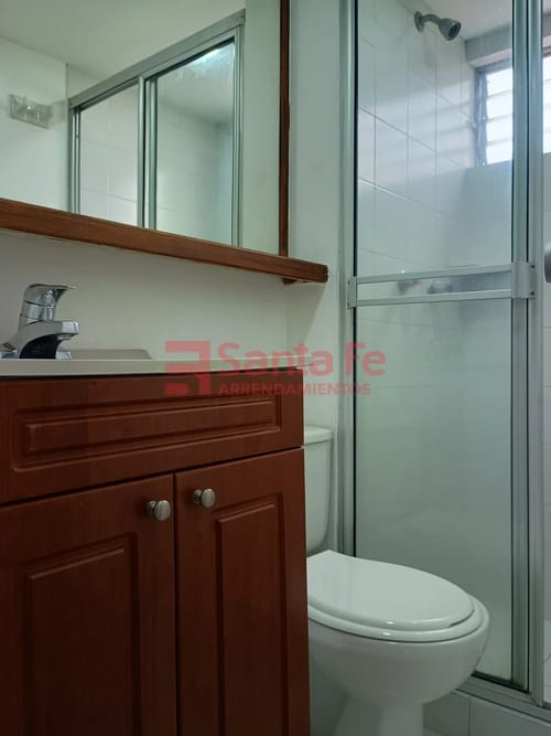 Apartamento de 2 alcobas en arriendo en Urbanizacion Villa Del Escorial, Medellín, 80 m² · foto 9 de 10