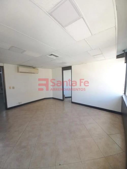 Oficina en arriendo en Guayaquil, Medellín, 20 m² · foto 4 de 7