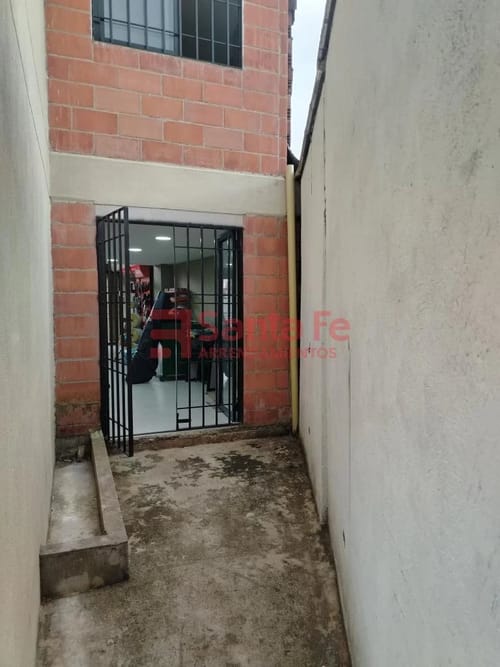 Local en arriendo en Los Angeles, Medellín, 168 m² · foto 9 de 10