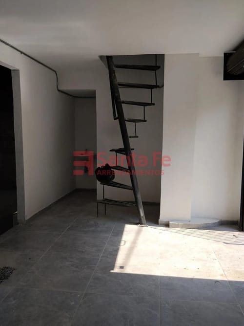 Bodega en arriendo en La Frontera, Medellín, 324 m² · foto 5 de 10