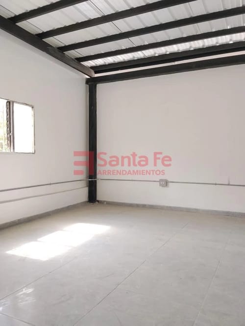 Bodega en arriendo en La Frontera, Medellín, 324 m² · foto 9 de 10