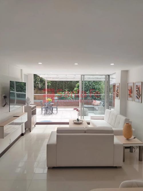 Apartamento de 3 alcobas en arriendo en Loma Del Esmeraldal, Envigado, 180 m² · foto 2 de 10