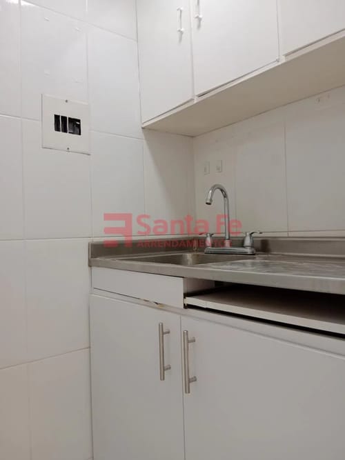 Local en arriendo en Villanueva, Medellín, 44 m² · foto 4 de 10