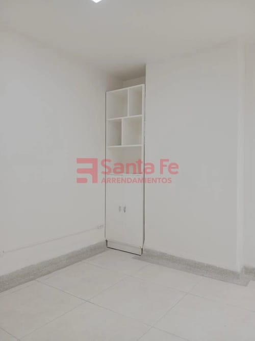 Local en arriendo en Villanueva, Medellín, 44 m² · foto 8 de 10