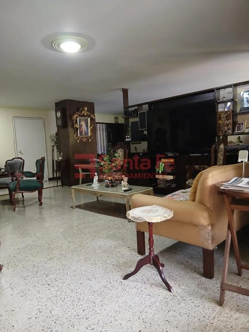 Apartamento en arriendo en La Candelaria, Medellín · foto 4 de 10