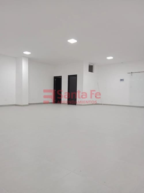 Local en arriendo en Suramericana, Medellín, 100 m² · foto 3 de 6