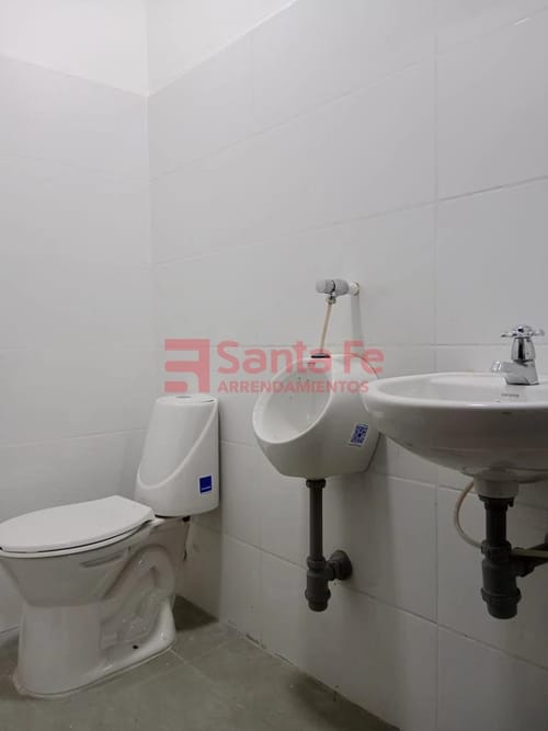 Local en arriendo en Suramericana, Medellín, 100 m² · foto 6 de 6