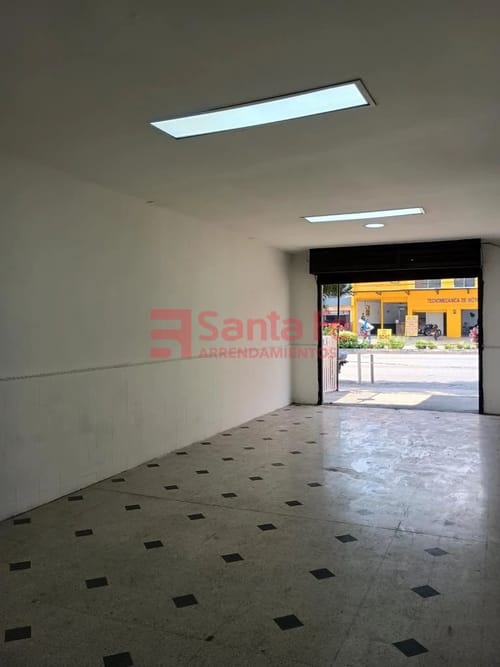 Local en arriendo en Conquistadores, Medellín, 35 m² · foto 6 de 6