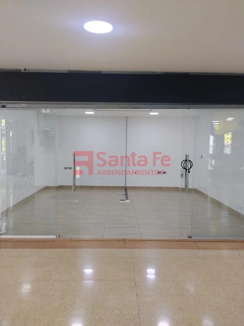 Local en arriendo en Guayaquil, Medellín, 64 m² · foto 2 de 6