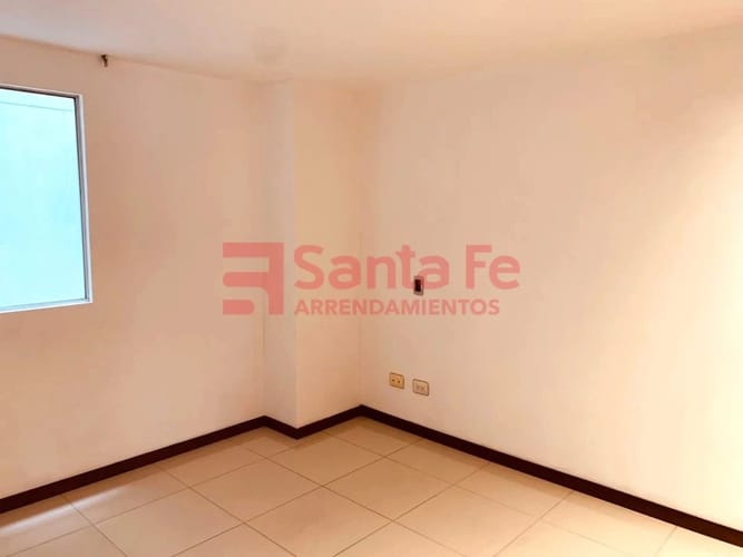 Apartamento de 3 alcobas en arriendo en Portal Sur, Envigado, 90 m² · foto 10 de 10