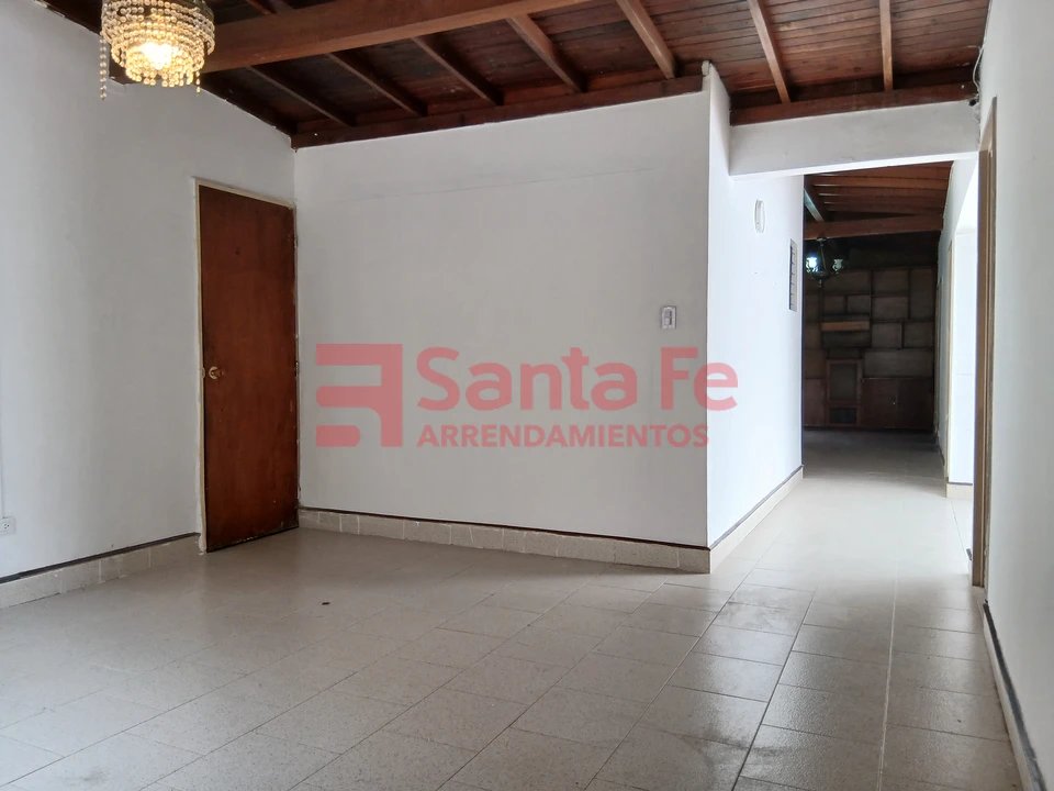 Casa en arriendo en Calasanz Parte Alta, Medellín · foto 3 de 10