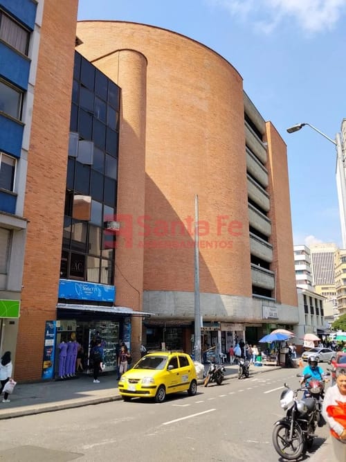 Local en arriendo en La Candelaria, Medellín, 5 m² · foto 2 de 4