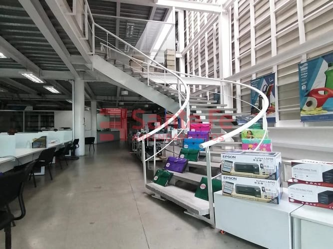 Local en arriendo en Calasanz, Medellín, 560 m² · foto 3 de 10