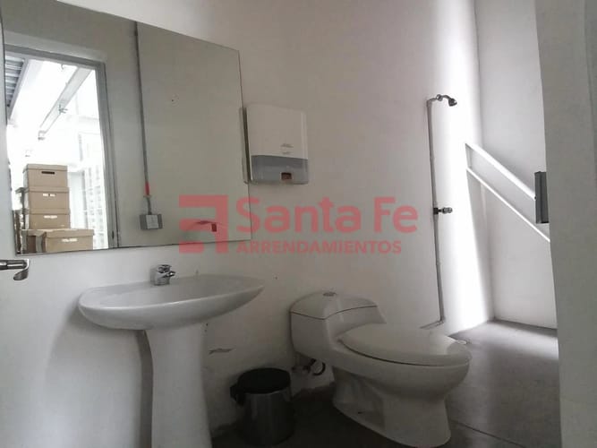 Local en arriendo en Calasanz, Medellín, 560 m² · foto 6 de 10