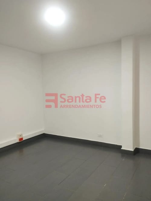 Oficina en arriendo en Conquistadores, Medellín, 65 m² · foto 5 de 10
