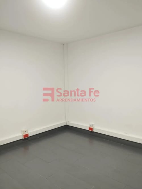 Oficina en arriendo en Conquistadores, Medellín, 65 m² · foto 6 de 10