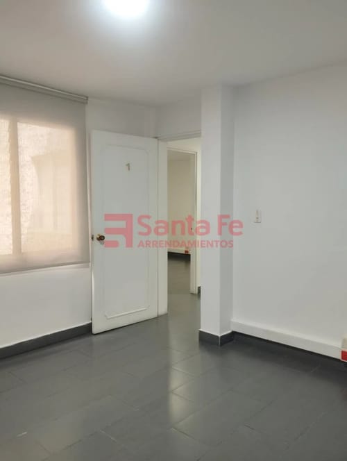 Oficina en arriendo en Conquistadores, Medellín, 65 m² · foto 7 de 10