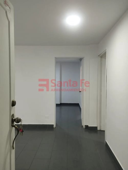 Oficina en arriendo en Conquistadores, Medellín, 65 m² · foto 9 de 10