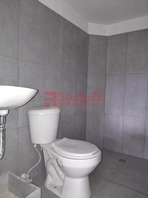 Local en arriendo en Bombona No.1, Medellín, 108 m² · foto 2 de 5