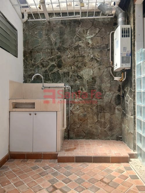 Apartamento de 4 alcobas en arriendo en Florida Nueva, Medellín, 170 m² · foto 6 de 10