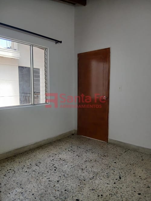 Apartamento de 4 alcobas en arriendo en Florida Nueva, Medellín, 170 m² · foto 9 de 10