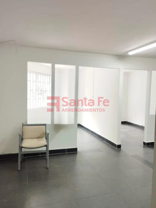 Oficina en arriendo en Conquistadores, Medellín, 34 m² · foto 5 de 9