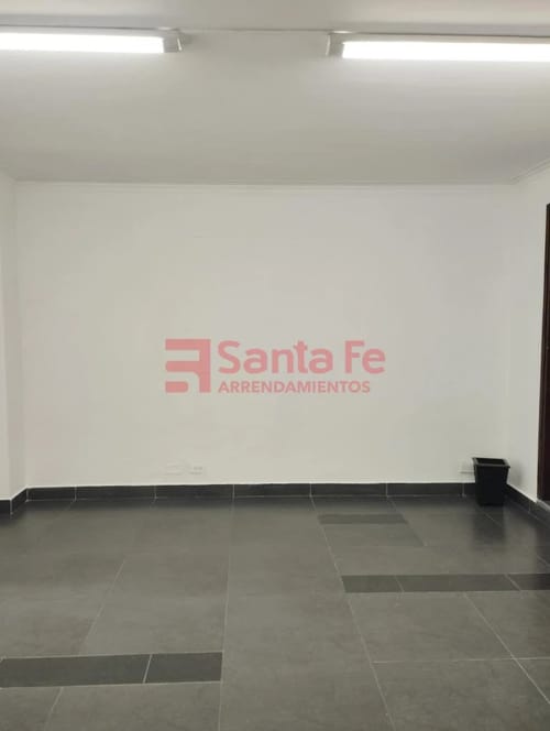 Oficina en arriendo en Conquistadores, Medellín, 34 m² · foto 6 de 9