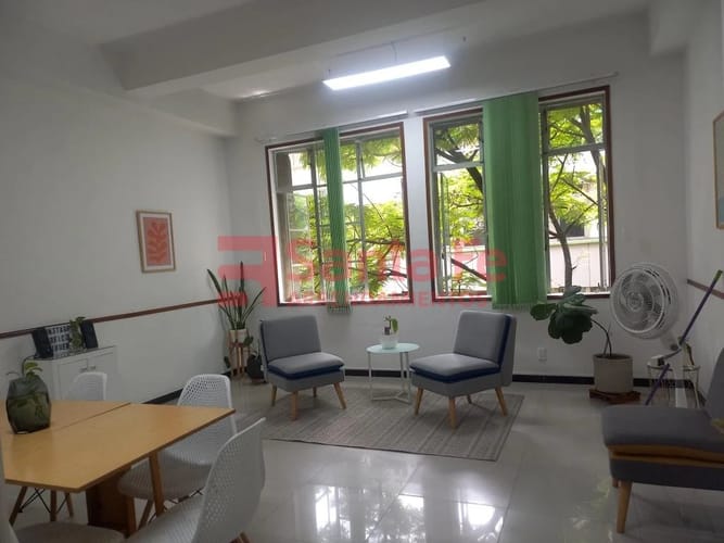 Oficina en arriendo en La Candelaria, Medellín, 45 m² · foto 5 de 8
