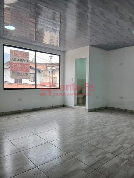 Local en arriendo en Sucre, Medellín, 22 m² · foto 2 de 6