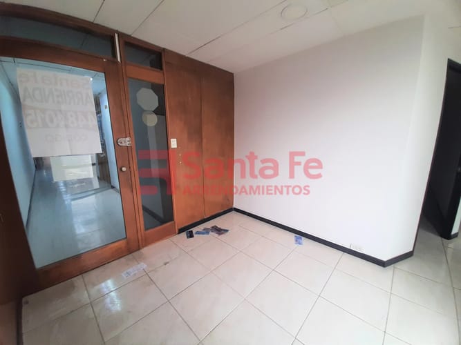 Oficina en arriendo en La Candelaria, Medellín, 80 m² · foto 4 de 10