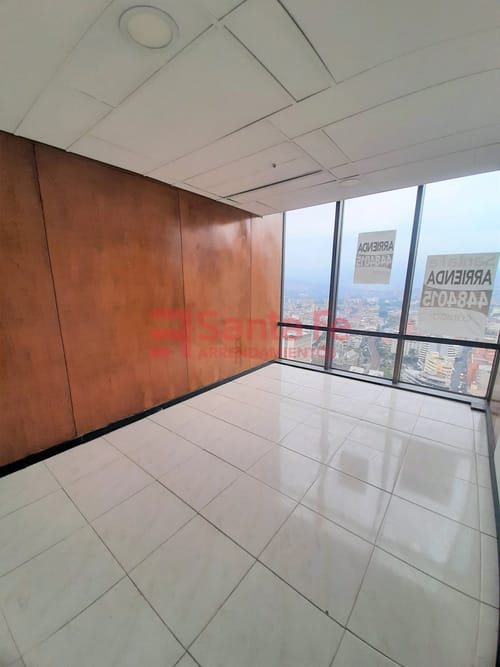 Oficina en arriendo en La Candelaria, Medellín, 80 m² · foto 5 de 10
