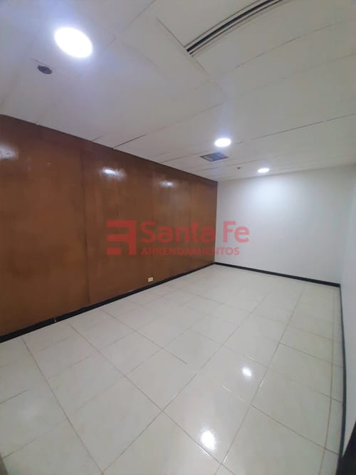 Oficina en arriendo en La Candelaria, Medellín, 80 m² · foto 8 de 10