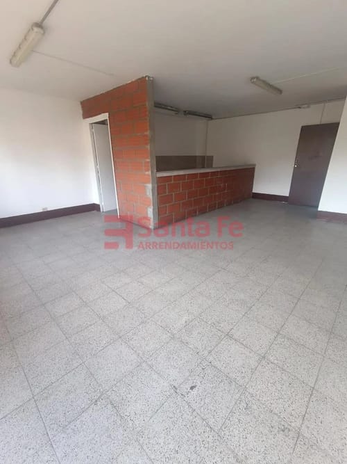 Local en arriendo en Mesa, Envigado, 250 m² · foto 2 de 10