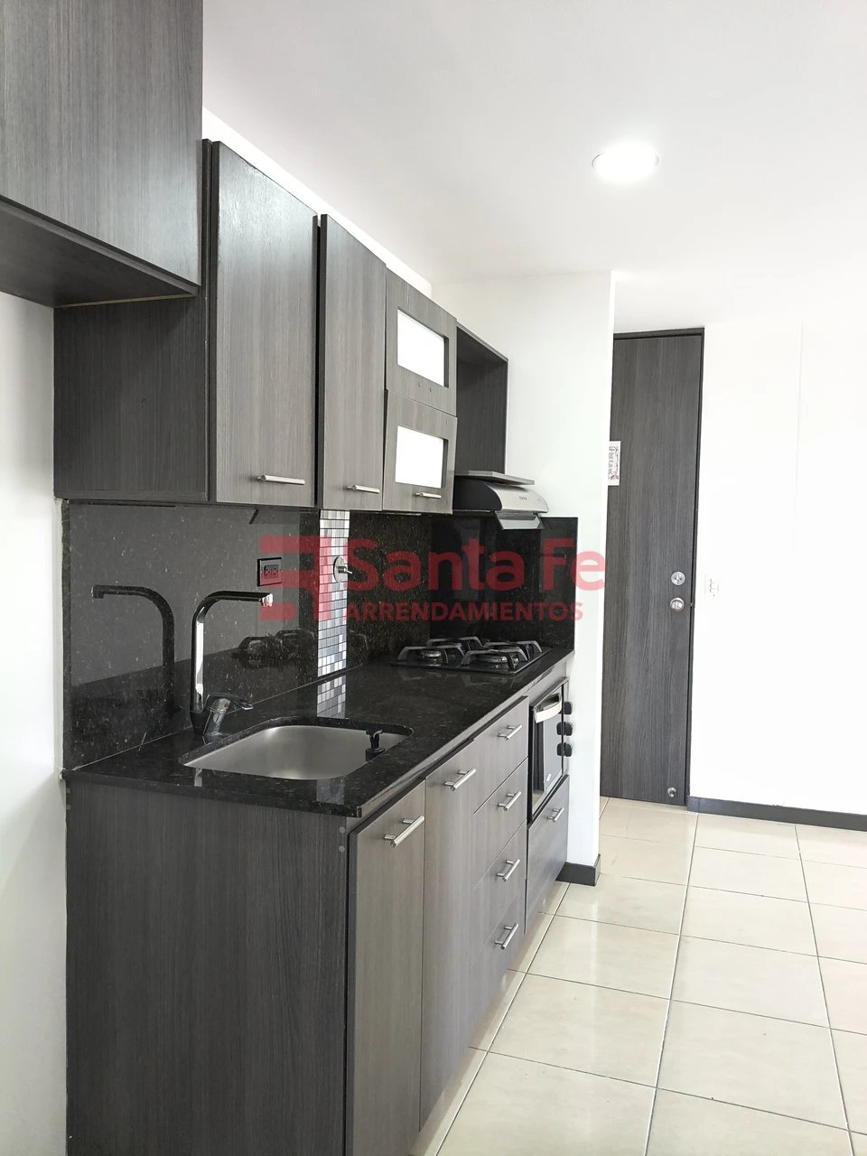 Apartamento en arriendo en Uribe Angel, Envigado · foto 5 de 10