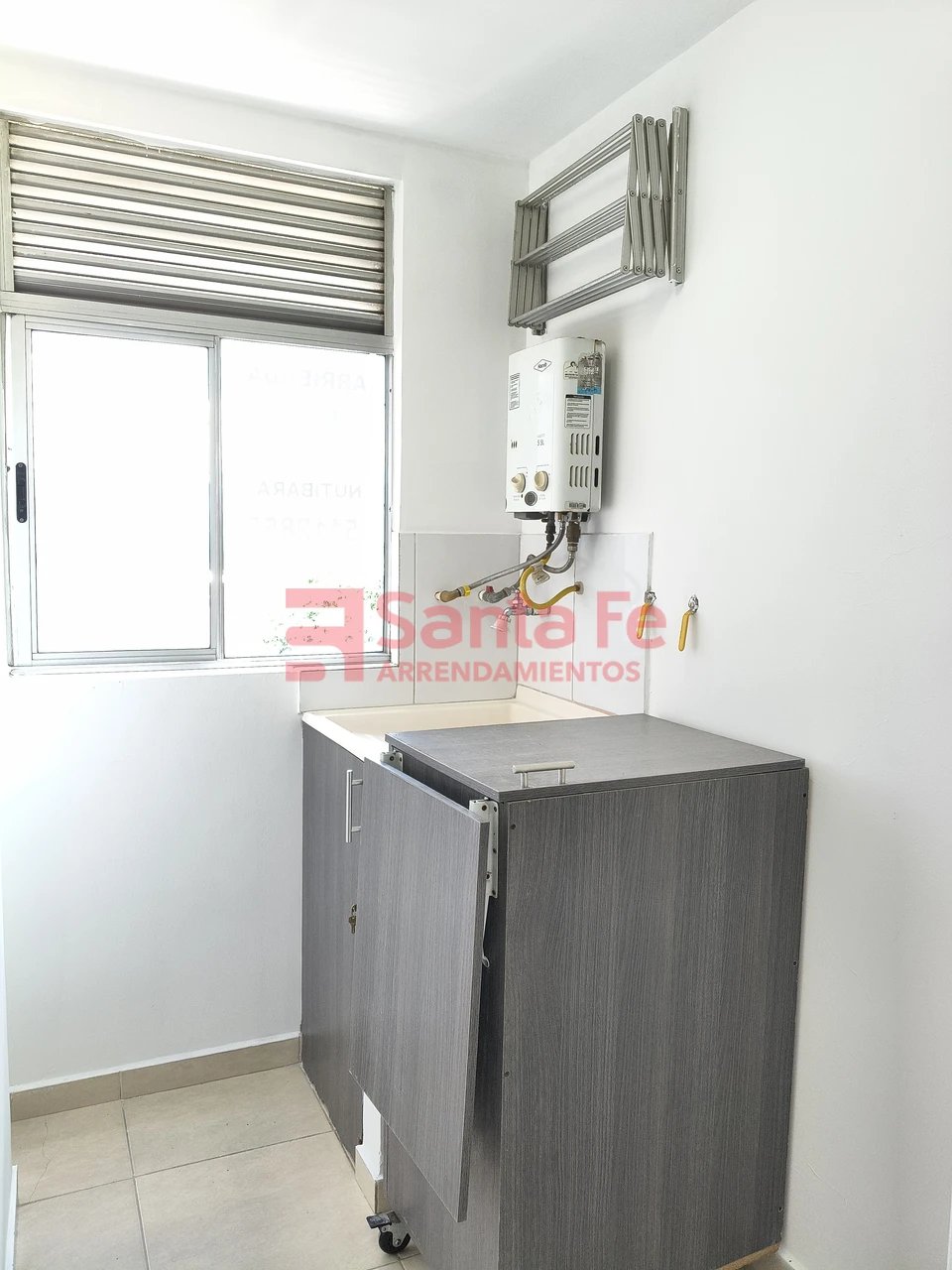 Apartamento en arriendo en Uribe Angel, Envigado · foto 6 de 10