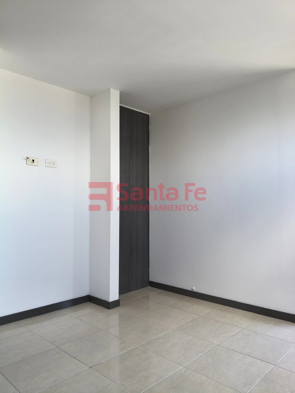 Apartamento en arriendo en Uribe Angel, Envigado · foto 8 de 10