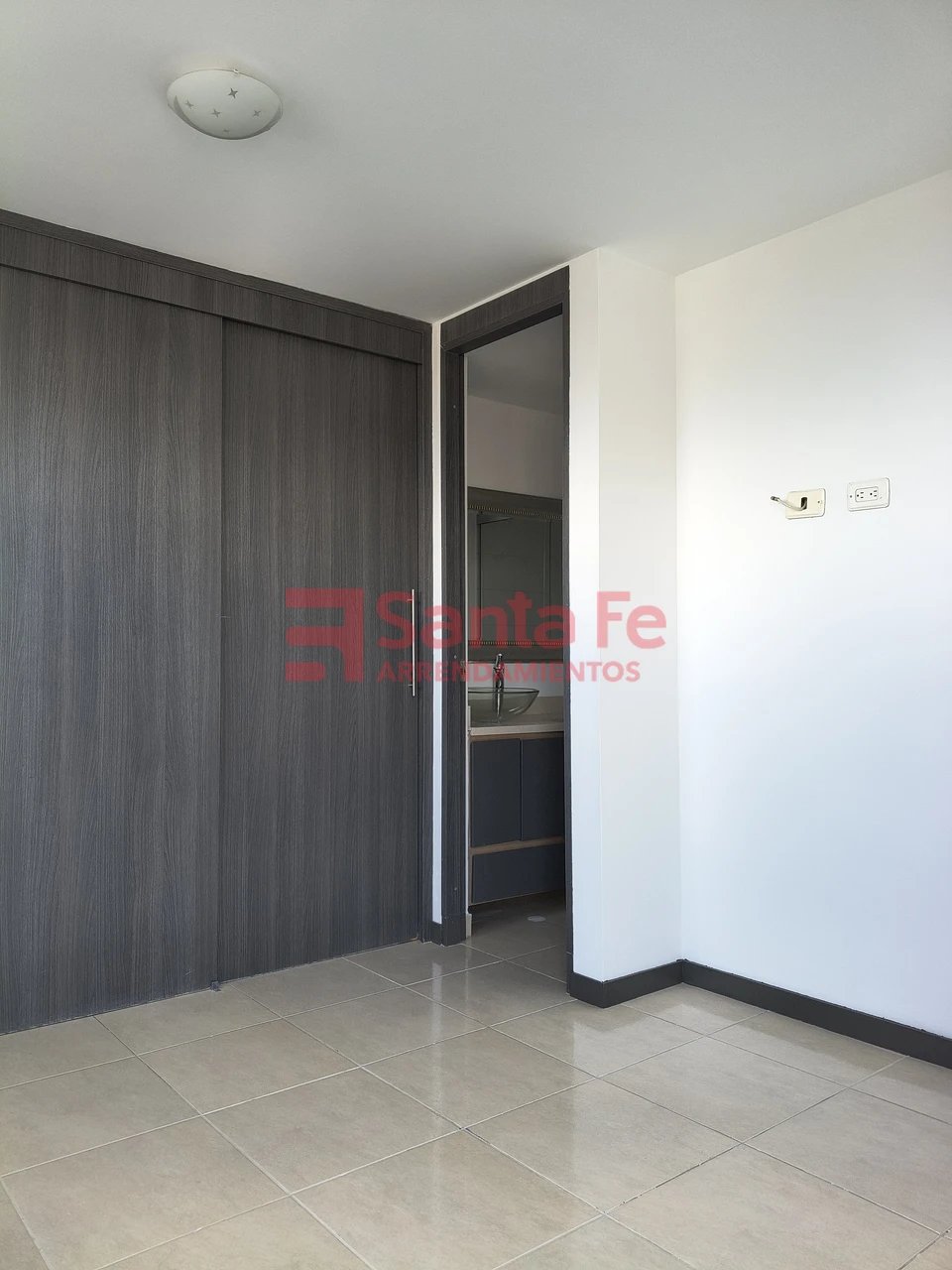 Apartamento en arriendo en Uribe Angel, Envigado · foto 10 de 10