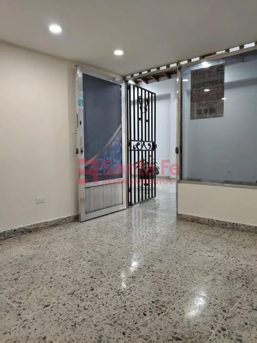 Local en arriendo en La América, Medellín, 22 m² · foto 3 de 8