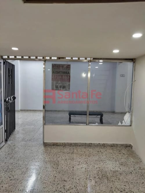 Local en arriendo en La América, Medellín, 22 m² · foto 5 de 8