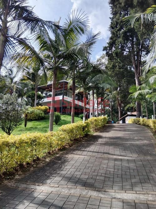 Finca en arriendo en La Hondita, Guarne, 900 m² · foto 2 de 10
