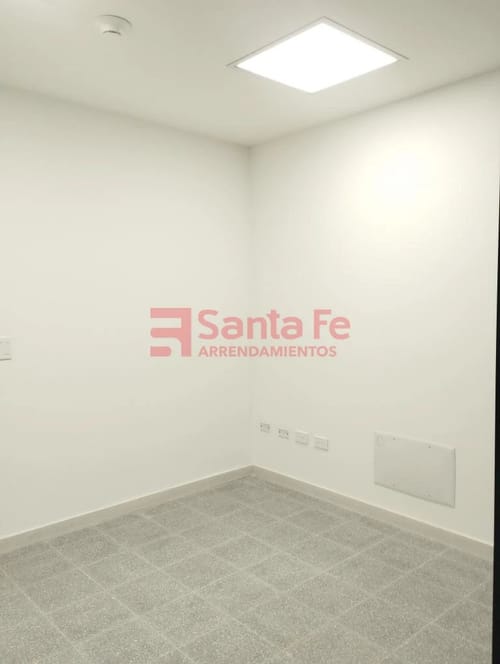 Oficina en arriendo en Cuarta Brigada, Medellín, 27 m² · foto 6 de 9