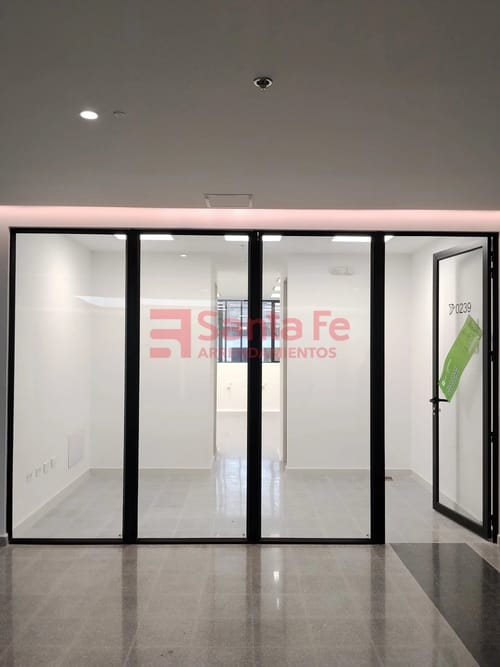 Local en arriendo en Cuarta Brigada, Medellín, 32 m² · foto 2 de 10