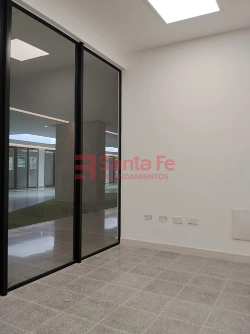 Local en arriendo en Cuarta Brigada, Medellín, 32 m² · foto 6 de 10