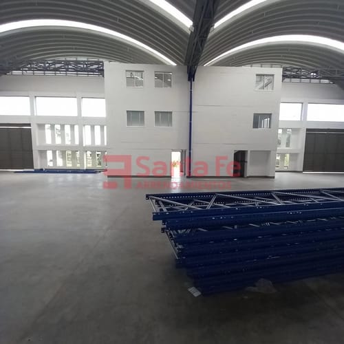 Bodega en arriendo en Toldas, Guarne, 1192 m² · foto 4 de 10