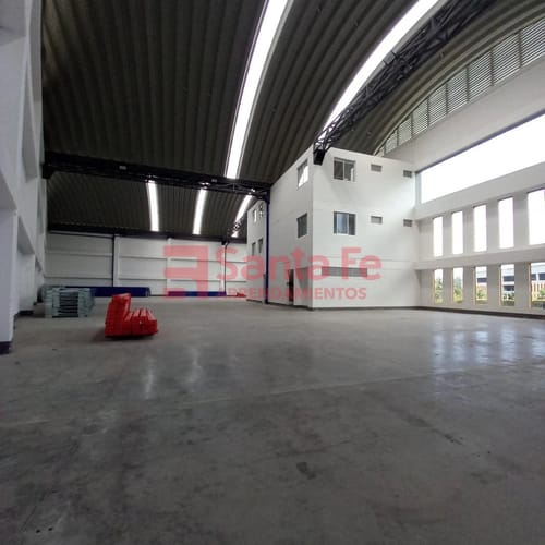 Bodega en arriendo en Toldas, Guarne, 1192 m² · foto 8 de 10