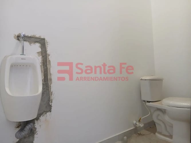 Local en arriendo en Naranjal, Medellín, 145 m² · foto 4 de 5