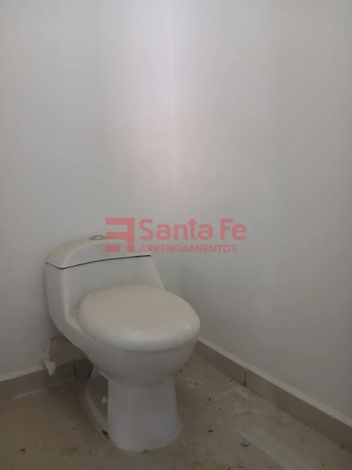 Local en arriendo en Naranjal, Medellín, 145 m² · foto 5 de 5